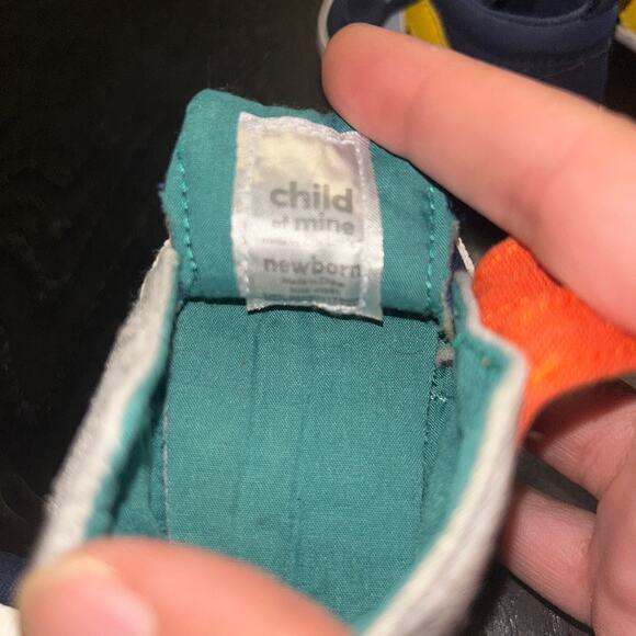 Carter's Child of Mine Set Bundle of 2 Shoes Baby Boys Newborn NB - Picture 6 of 8